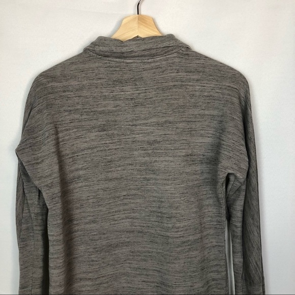 LIV Outdoor Gray Sunny Quarter Snap Pullover S - Picture 7 of 8